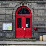 Porte d'entrée de la Mairie