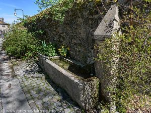 La Fontaine rue du Lac