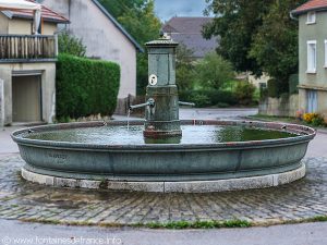 La Fontaine Place de la Froterie