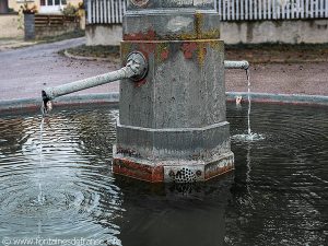 La Fontaine Place de la Froterie