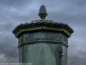 La Fontaine Place de la Froterie