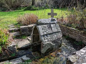 Fontaine Chapelle N-D de Bonne Nouvelle