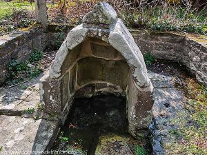 Fontaine Chapelle N-D de Bonne Nouvelle