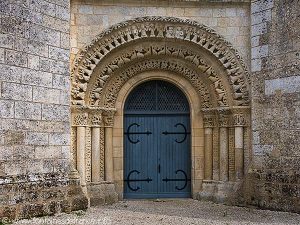 Portail de l'église St-Symphorien