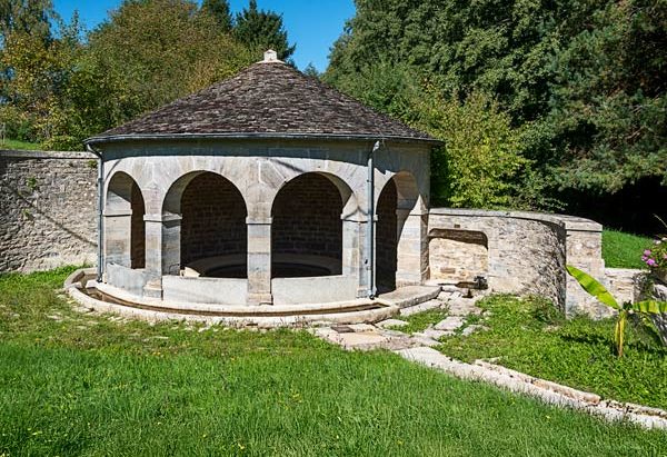 La Fontaine Ronde La Fontaine Ronde