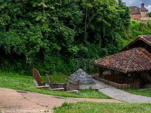 Lavoir et fontaine St-Esprit